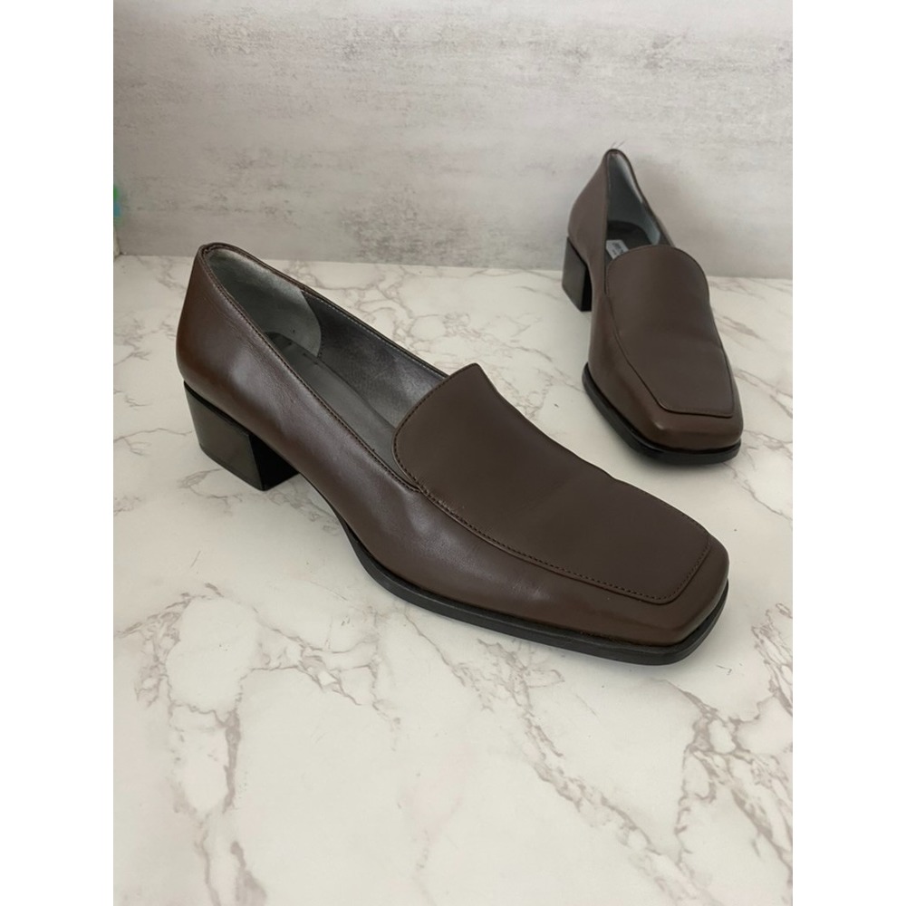 Bruno Magli Loafers Sz 7.15 Brown Leather Square Toe Mid Heel Preppy Office